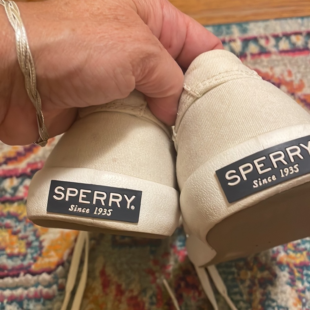 Men’s Sperry Top-Siders in White. Size 7 - Picture 4 of 4